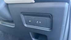 Land Rover Discovery 2.0 P300 R-Dynamic S 5dr Auto Petrol Station Wagon